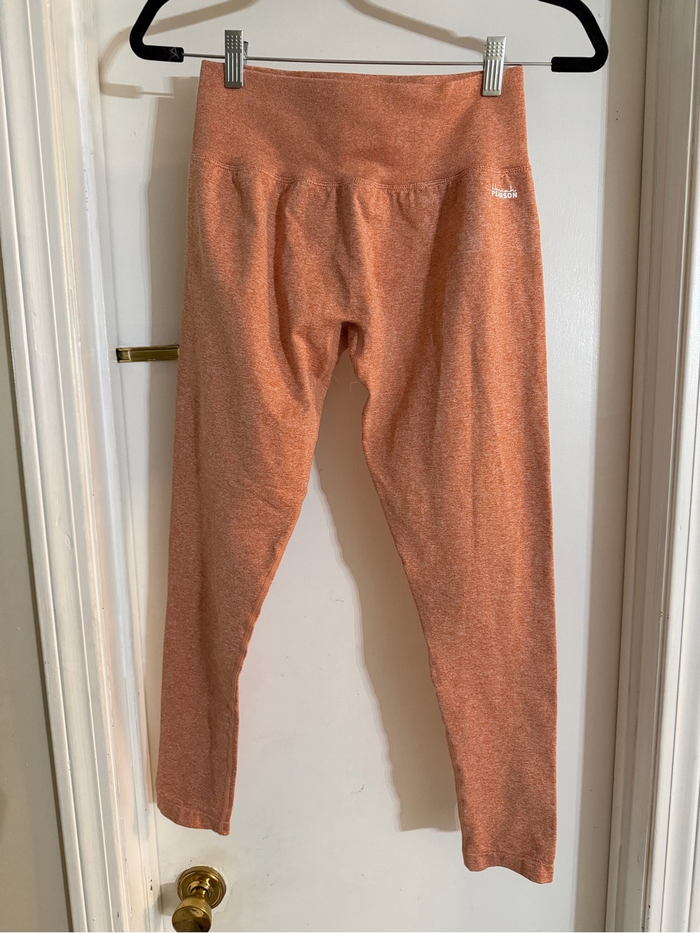 Defyne High-Rise Peach Leggings